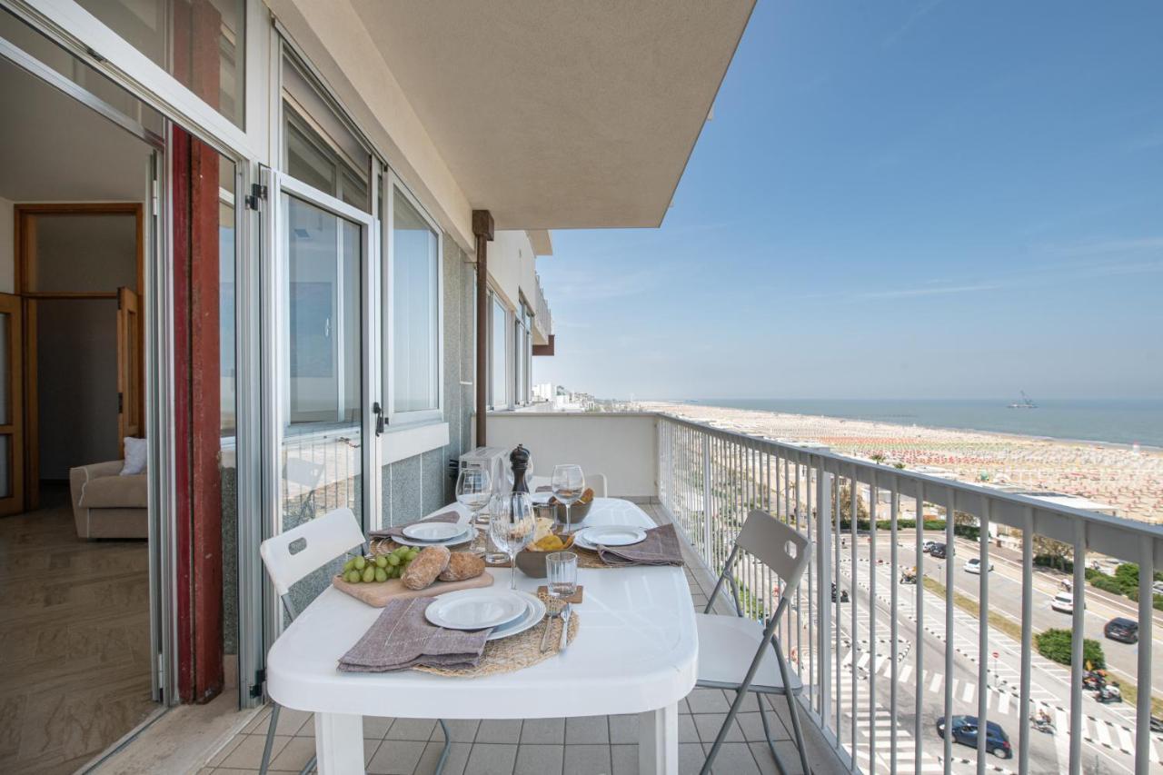 Ventodue Apartment Rimini Exterior photo